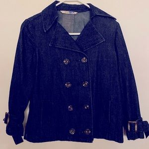Old Navy small double breasted denim jacket with many nice details.  See pic’s